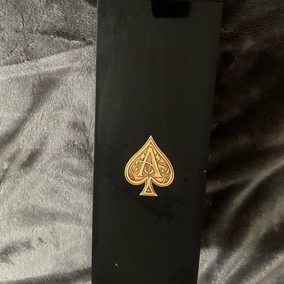 Ace of spade bottle case - Picture 2 of 9